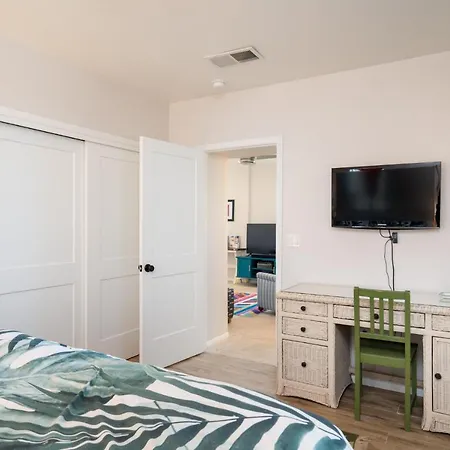 Crescent Moon Casita