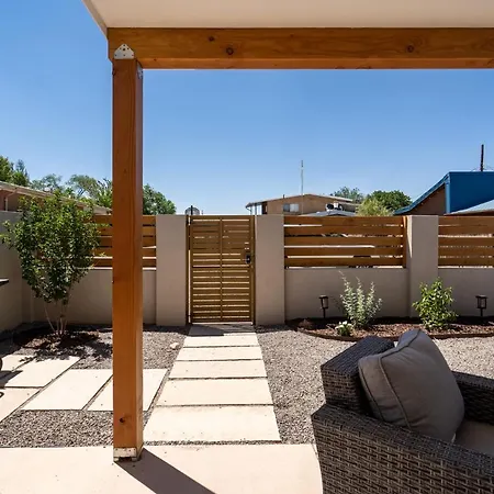 Crescent Moon Casita Holiday home Santa Fe